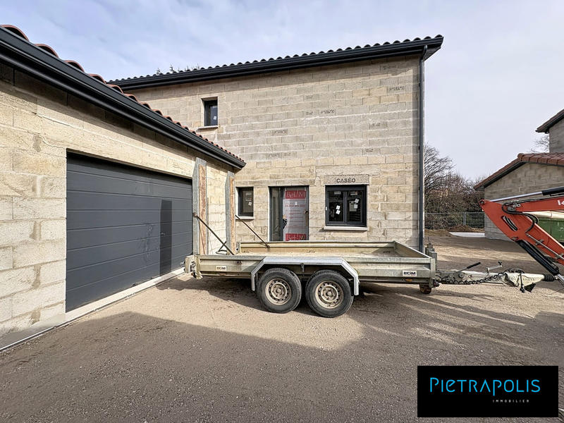 Maison - 131 m² - 5 pièces