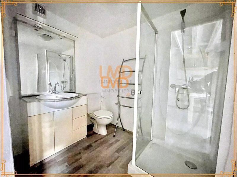 Maison de maîtres - 247 m² - 14 pièces