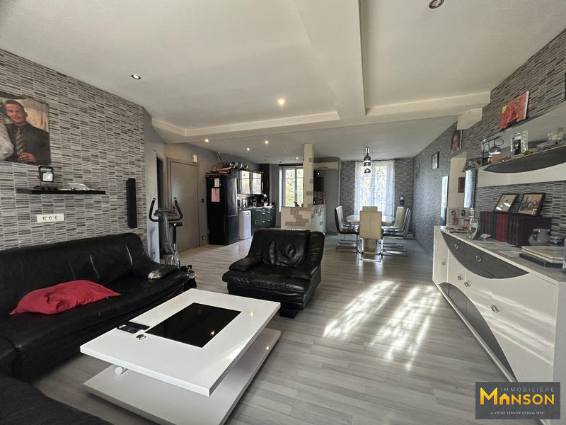 Appartement - 84 m² - 4 pièces