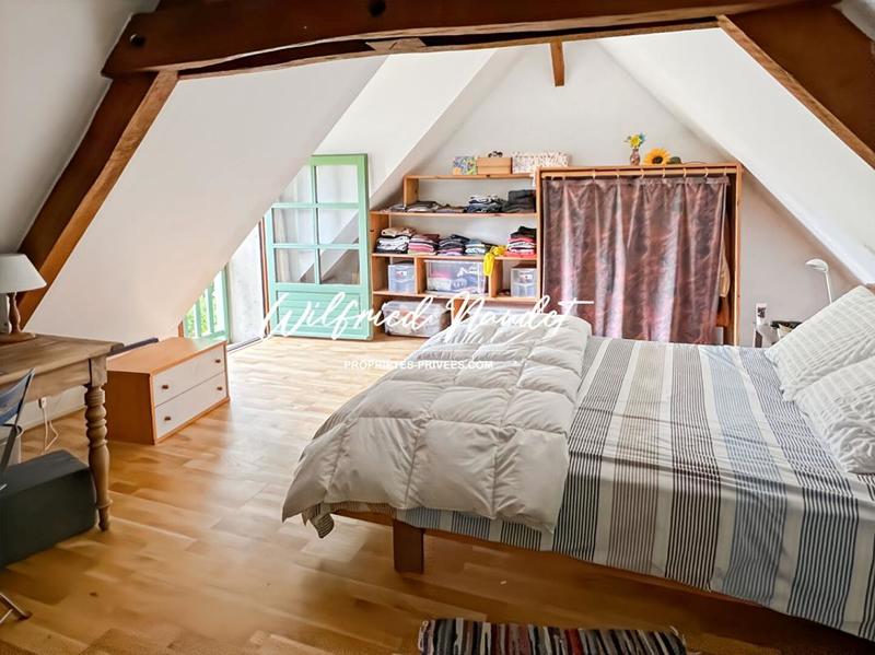 Maison - 157 m² - 7 pièces