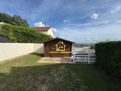 Maison - 90 m² - 3 pièces