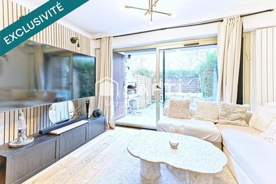 Appartement - 99 m² - 5 pièces