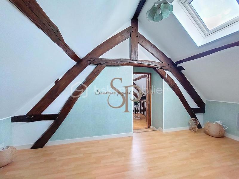 Maison ancienne - 170 m² - 6 pièces