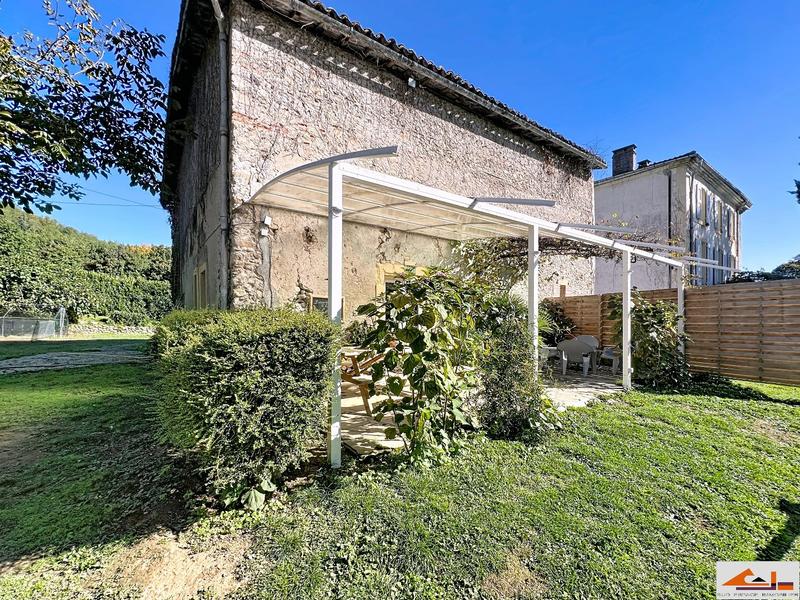 Château - 840 m² - 20 pièces