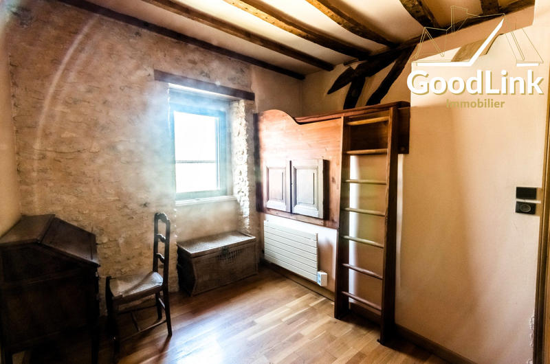 Maison ancienne - 141 m² - 5 pièces