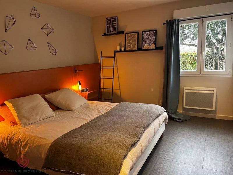 Villa - 270 m² - 8 pièces