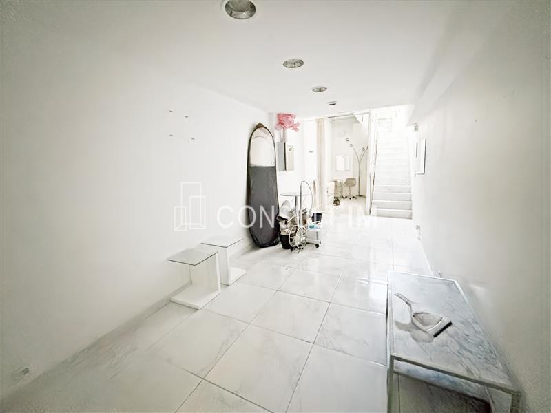 Local commercial - 59 m² - 2 pièces