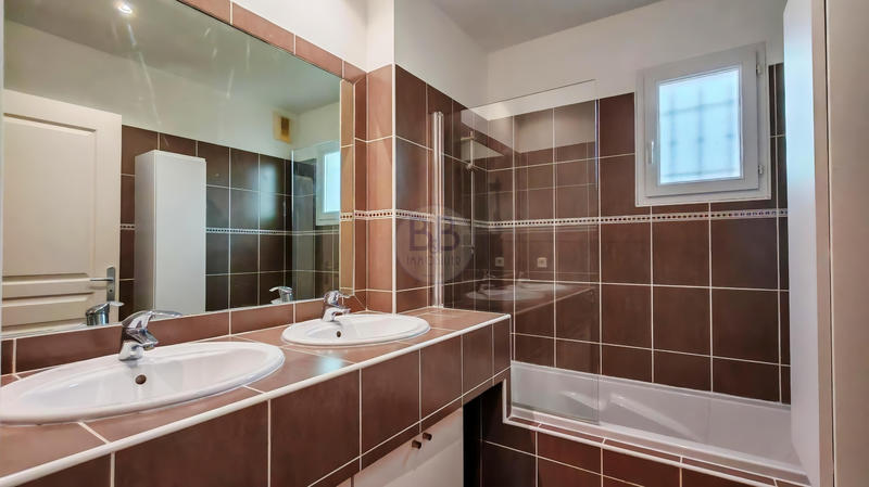 Villa - 84 m² - 4 pièces