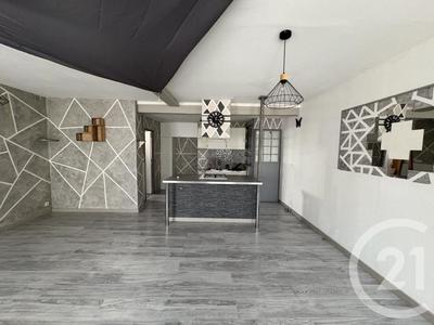 Maison - 60 m² - 3 pièces