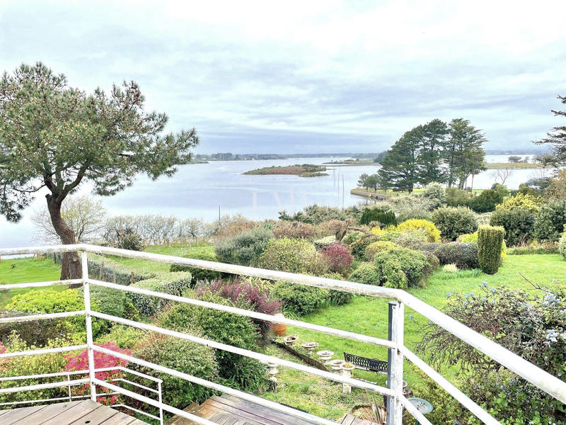 Maison - 185 m² - 7 pièces