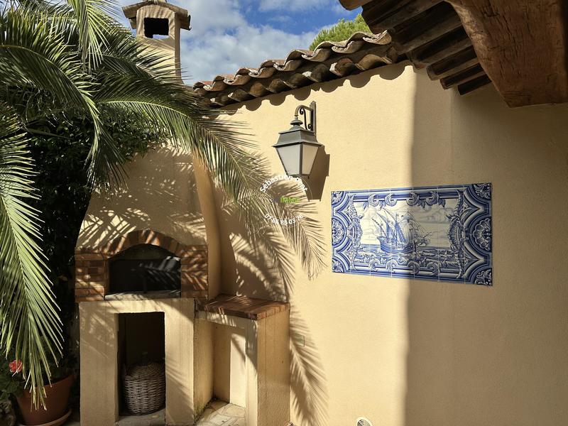 Villa - 208 m² - 7 pièces