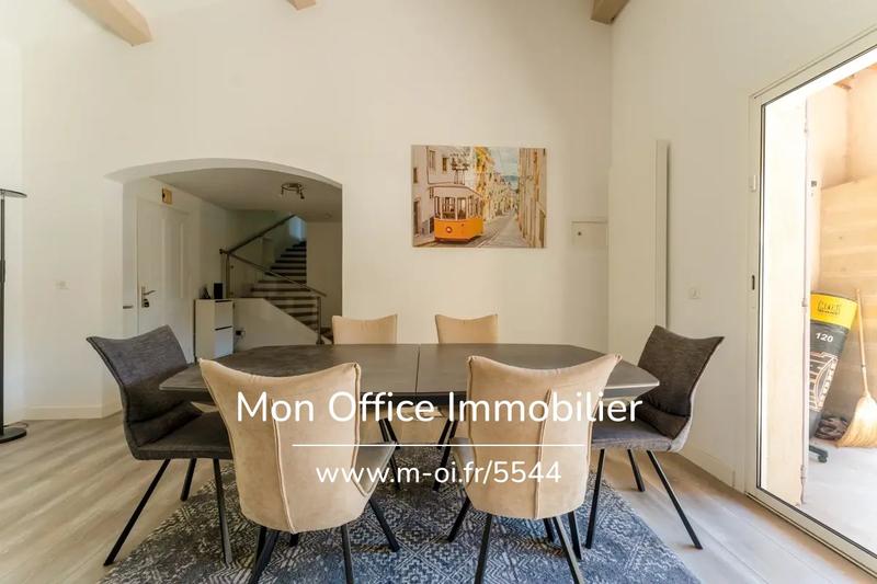 Villa - 310 m² - 5 pièces