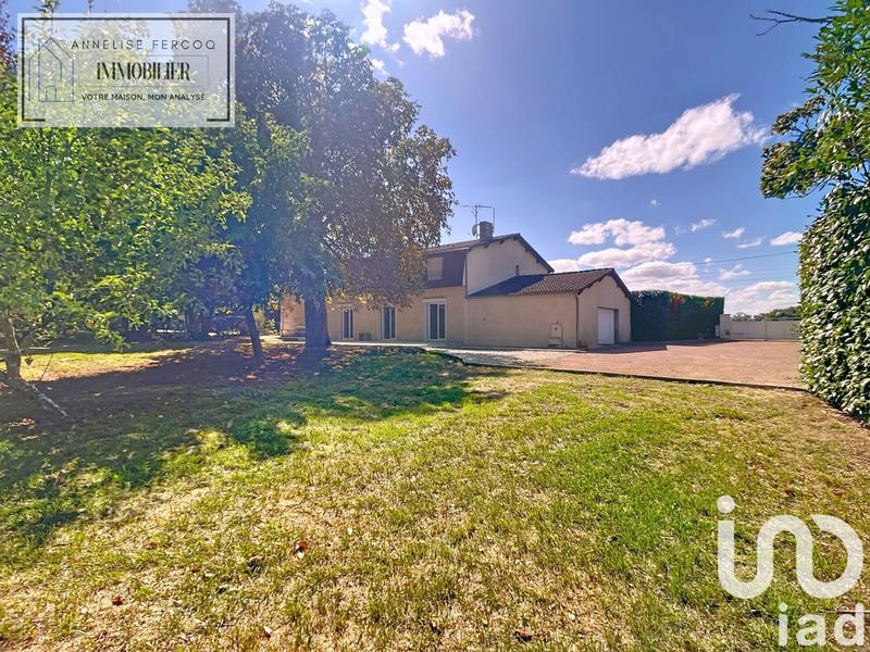 Maison - 250 m² - 8 pièces