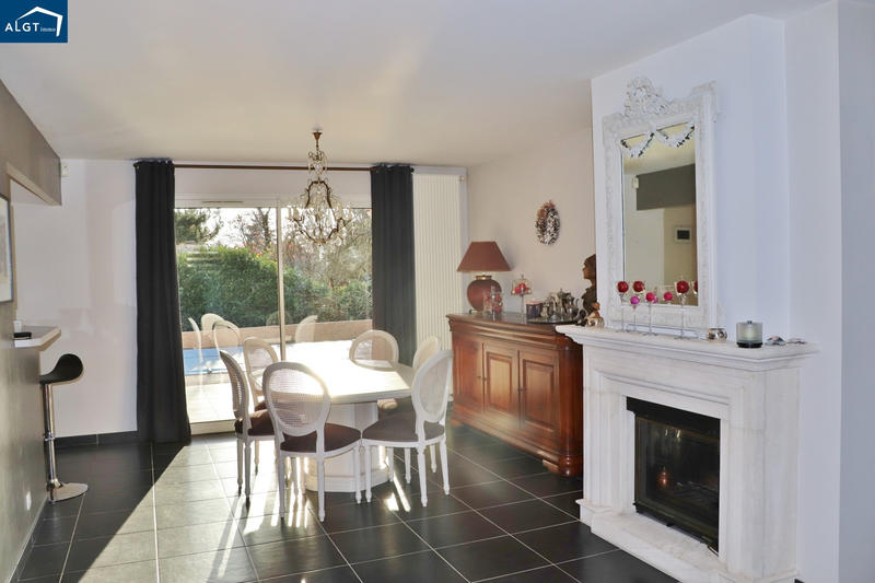 Villa - 165 m² - 5 pièces