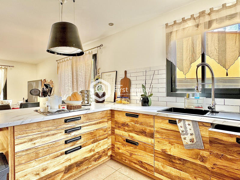 Villa - 83 m² - 4 pièces