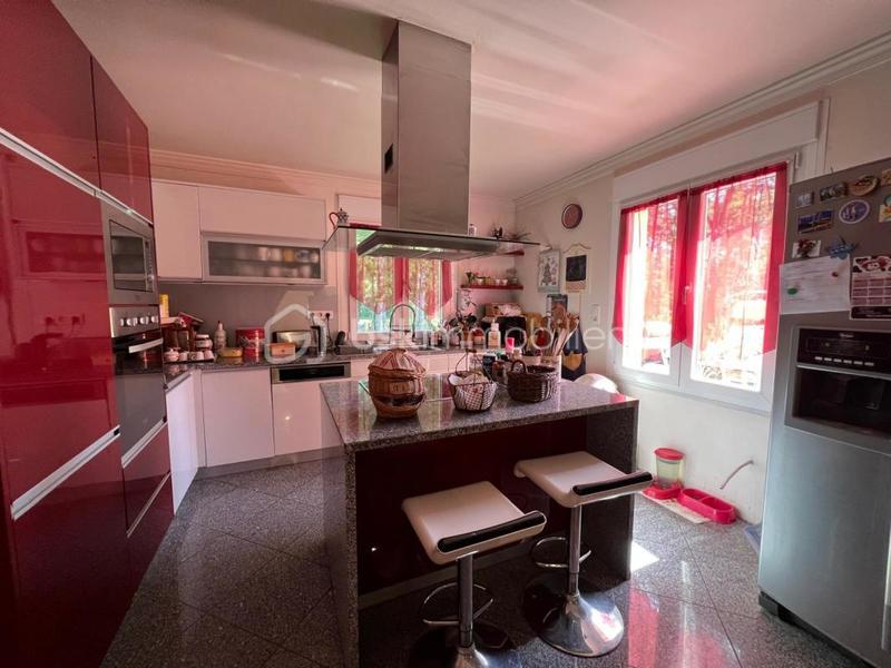 Maison - 142 m² - 5 pièces