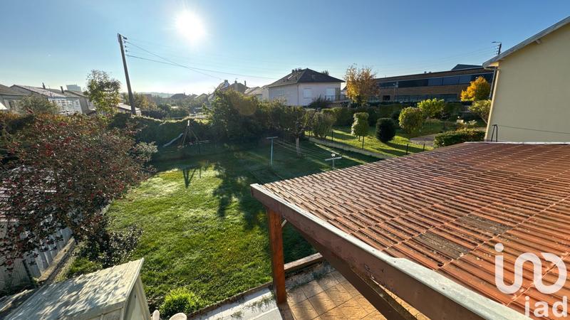 Maison - 92 m² - 5 pièces