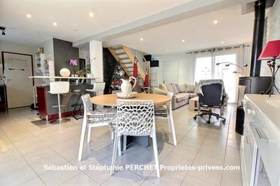 Maison - 101 m² - 5 pièces