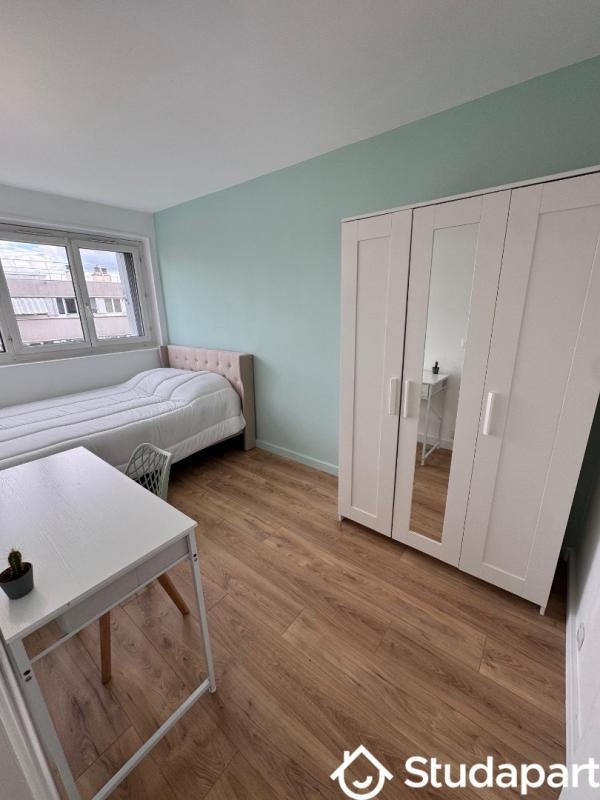 Chambre - 9 m² - 1 pièce