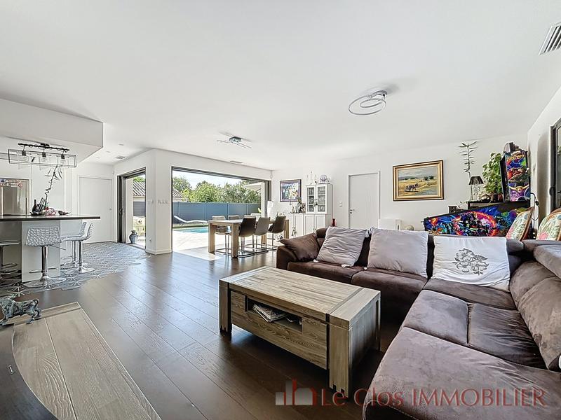 Maison - 171 m² - 7 pièces