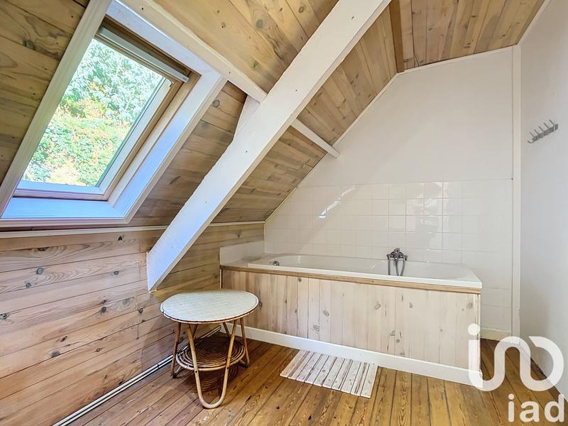 Maison - 130 m² - 9 pièces