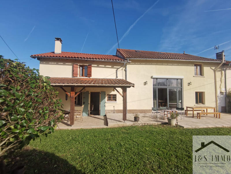Maison de campagne - 204 m² - 6 pièces