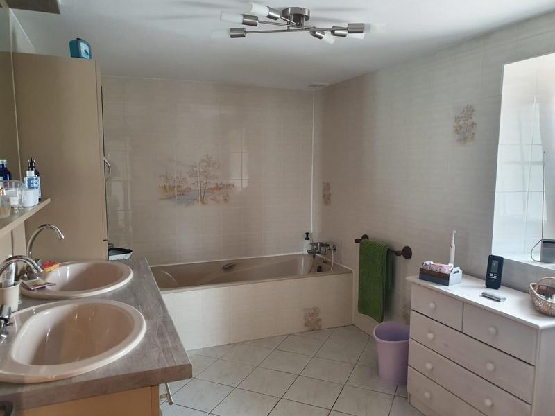 Maison - 197 m² - 5 pièces