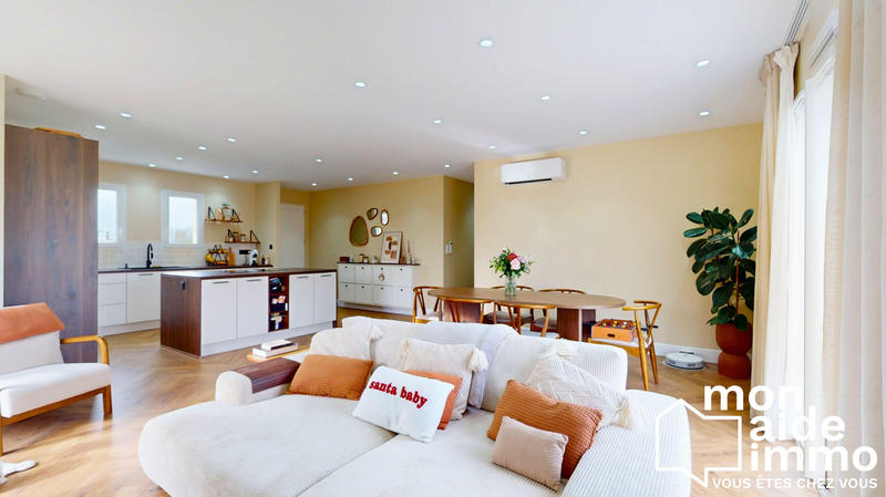 Maison - 95 m² - 4 pièces