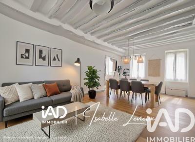 Maison de village - 157 m² - 8 pièces