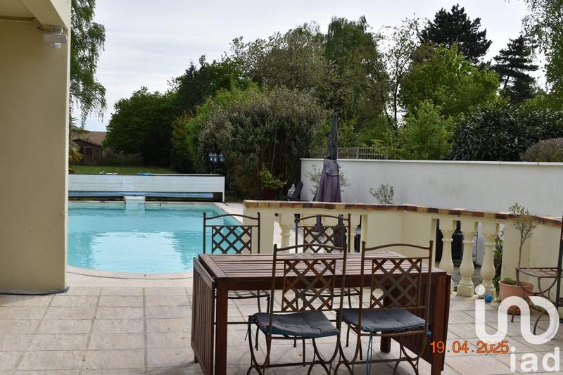 Maison - 195 m² - 7 pièces