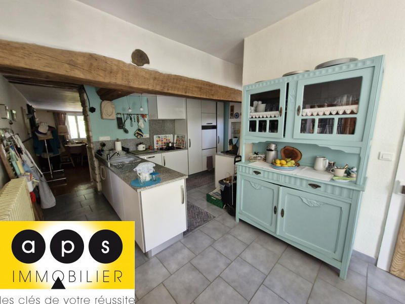 Maison - 220 m² - 10 pièces