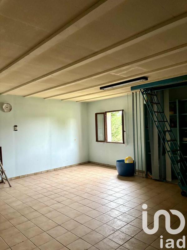 Maison - 223 m² - 10 pièces