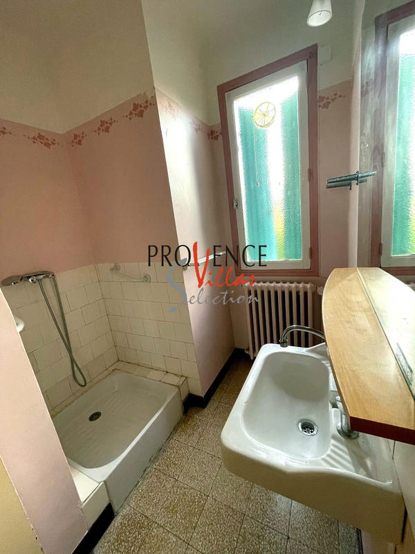 Villa - 80 m² - 5 pièces