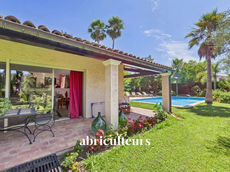 Maison ancienne - 276 m² - 7 pièces