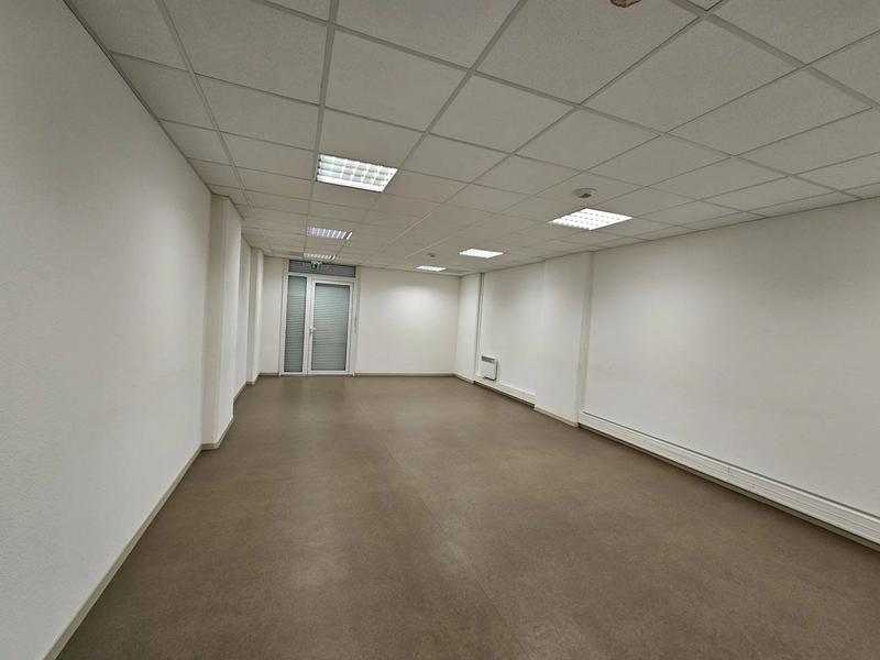 Bureau - 478 m² - 8 pièces