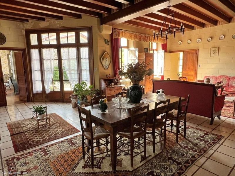 Maison ancienne - 162 m² - 4 pièces