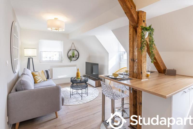 Chambre - 9 m² - 1 pièce