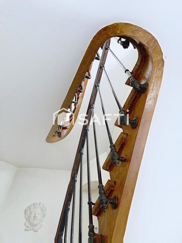 Maison de maîtres - 190 m² - 8 pièces