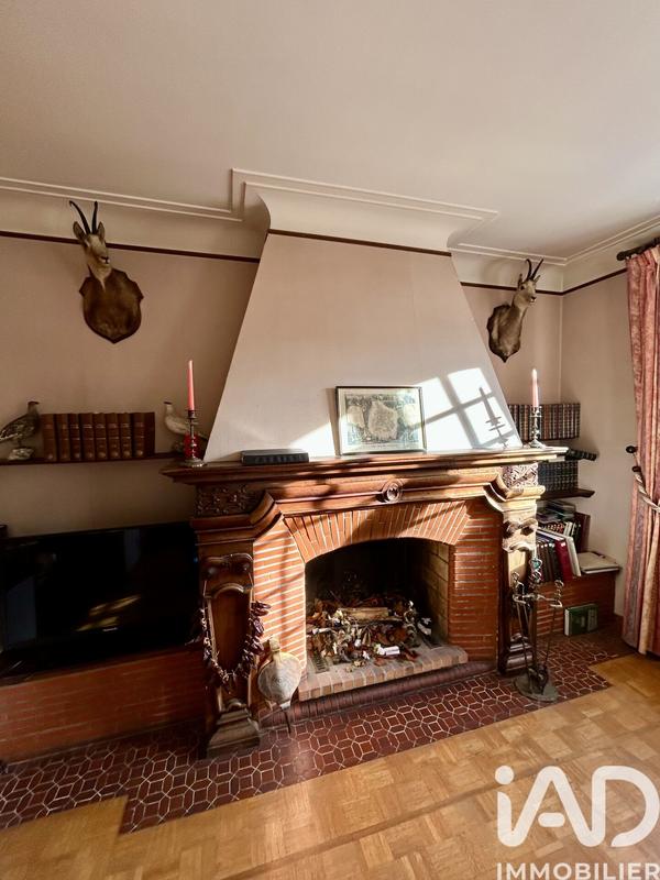 Maison - 183 m² - 9 pièces