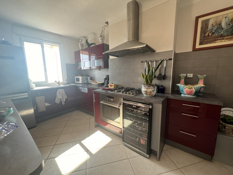 Appartement - 75 m² - 3 pièces