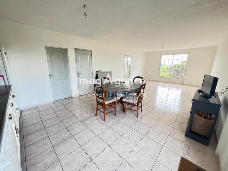 Maison - 94 m² - 4 pièces