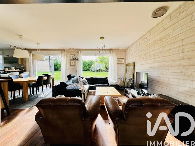 Maison - 104 m² - 5 pièces