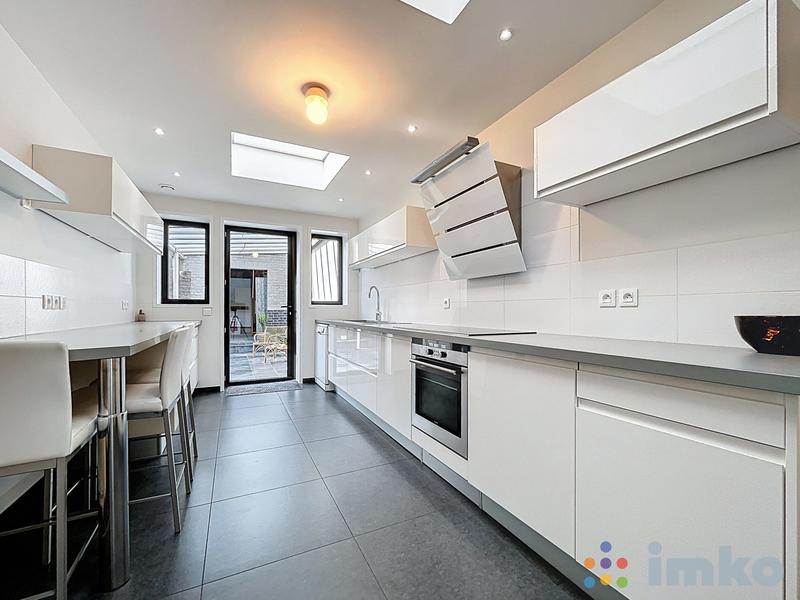 Maison - 145 m² - 4 pièces