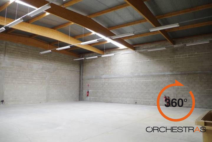 Local d'activités - 669 m²