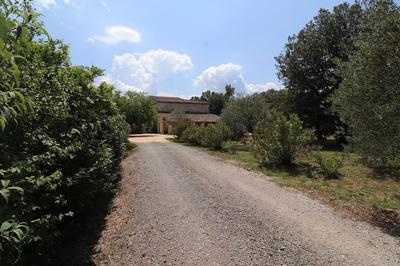 Mas - 390 m² - 10 pièces