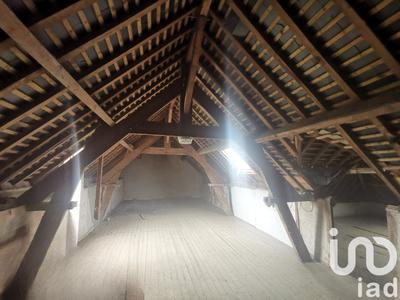 Maison - 219 m² - 9 pièces