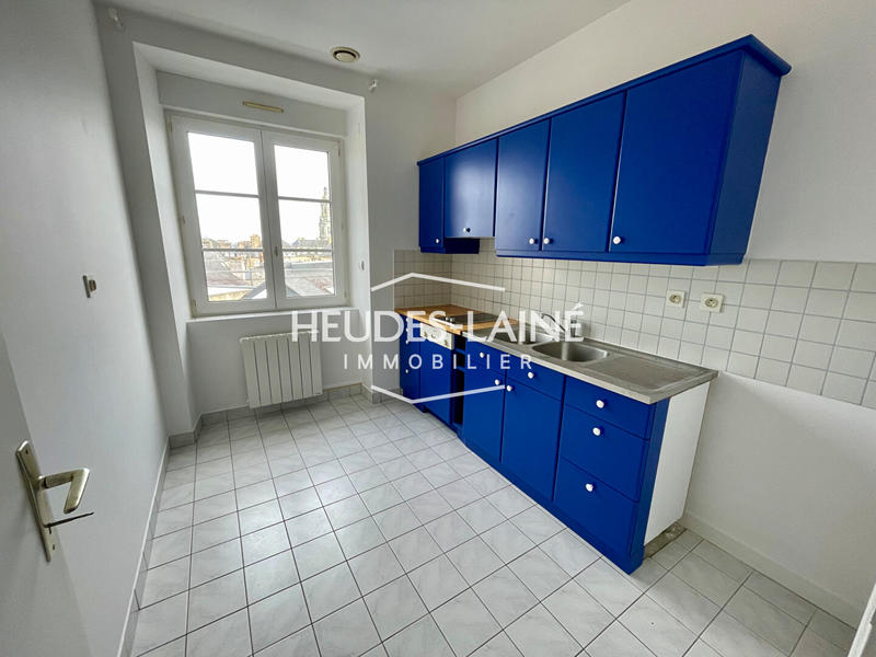 Appartement - 85 m² - 3 pièces
