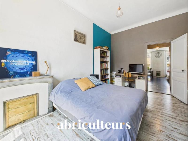 Appartement ancien - 88 m² - 4 pièces