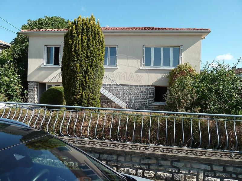 Maison - 77 m² - 5 pièces