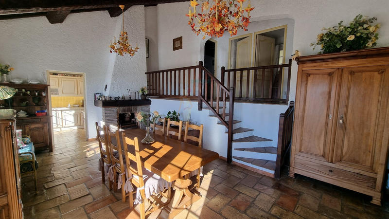 Maison - 160 m² - 7 pièces